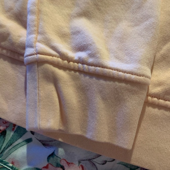 Carhartt Light Peach Crewneck Sweatshirt Size Large - Picture 2 of 7